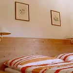 Schloss Manndorf Gaestehaus Appartement *