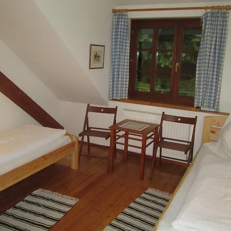 Apartament Schloss Manndorf Gaestehaus *