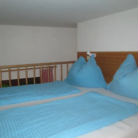 Schloss Manndorf Gaestehaus Kotschach-Mauthen