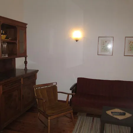 Schloss Manndorf Gaestehaus Appartement Kotschach-Mauthen