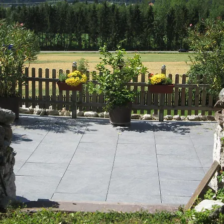 Schloss Manndorf Gaestehaus Kotschach-Mauthen