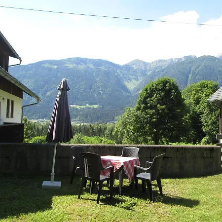 Schloss Manndorf Gaestehaus Kotschach-Mauthen