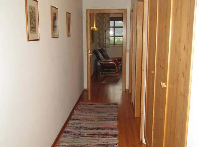 Schloss Manndorf Gaestehaus * Kotschach-Mauthen