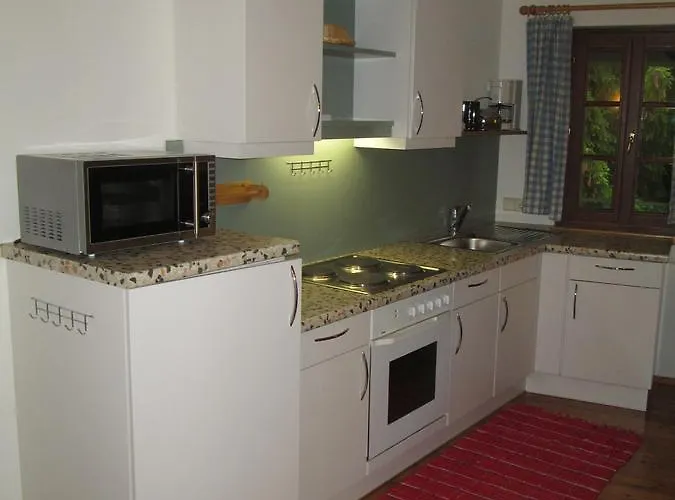 Apartament Schloss Manndorf Gaestehaus *