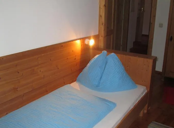 Apartament Schloss Manndorf Gaestehaus