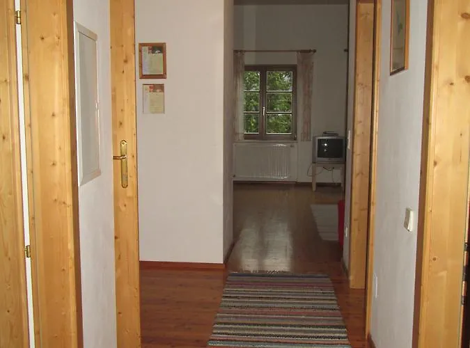 Schloss Manndorf Gaestehaus Kotschach-Mauthen