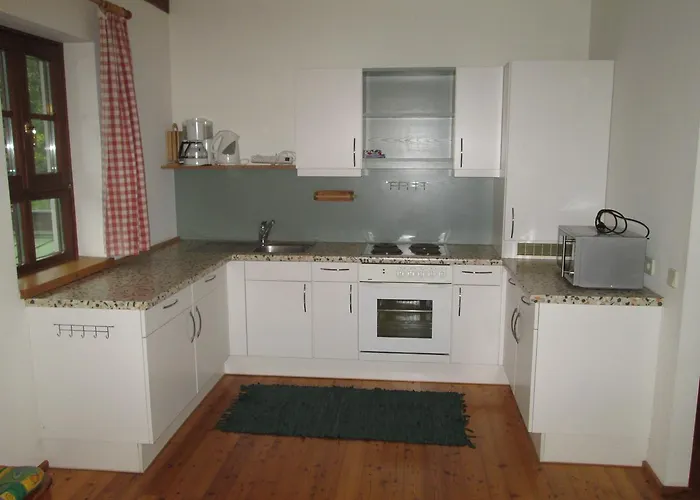 Schloss Manndorf Gaestehaus Kotschach-Mauthen