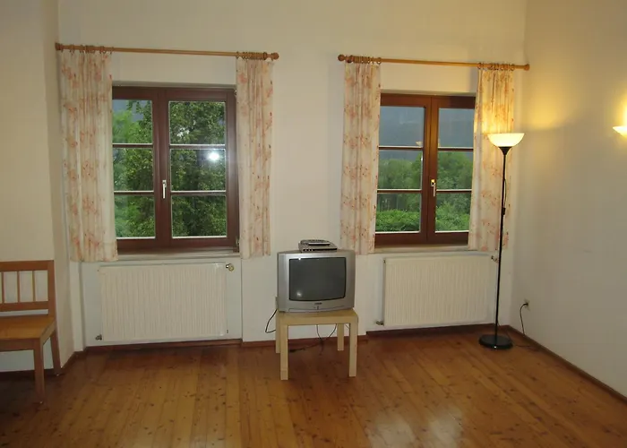 Apartament Schloss Manndorf Gaestehaus