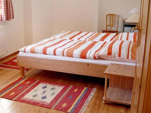 Schloss Manndorf Gaestehaus * Kotschach-Mauthen