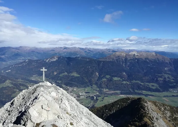 Apartment Schloss Manndorf Gaestehaus Kotschach-Mauthen